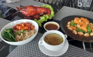 Menu Imlek Bersama Keluarga, Dragon Fruit Noodle Dipadu Saus Hongkong