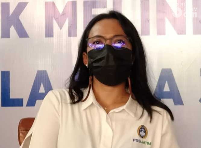 PSSI Jatim Bantu Anak Korban Semeru Lumajang Sambil Main Bola