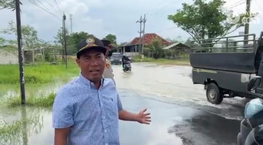 Sering Banjir, Jalan Raya Nasional di Bangkalan Dinilai Rugikan Petani