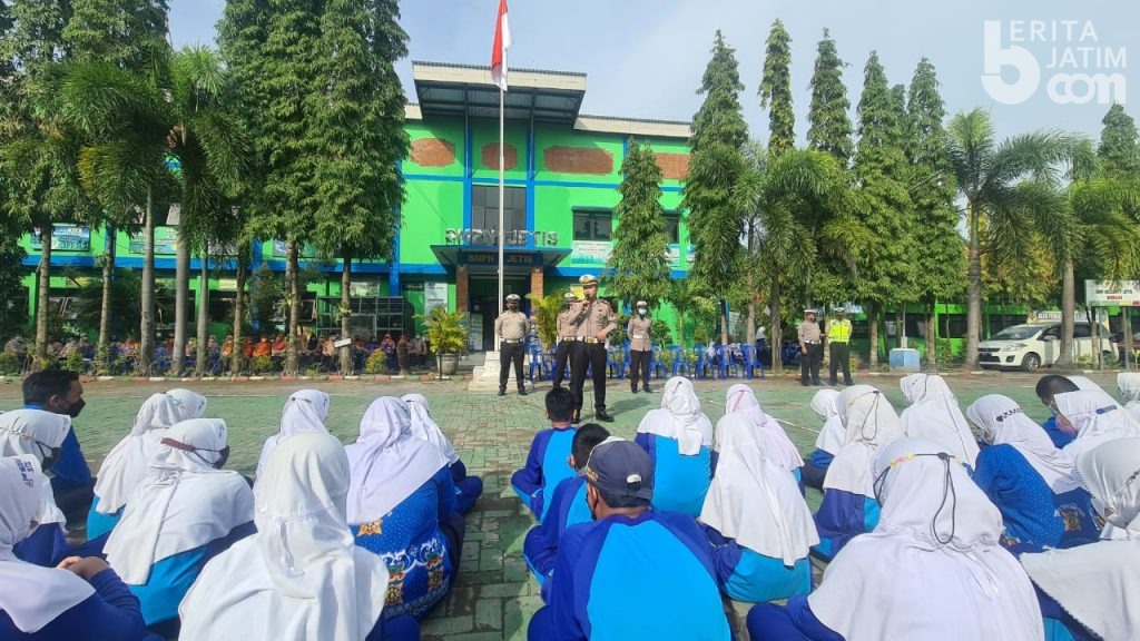 Satlantas Polresta Mojokerto Sosialisasi Tertib Berlalu Lintas dan Prokes