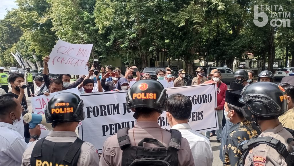 Wartawan Bojonegoro Unjuk Rasa, Tuntut Kemerdekaan Pers