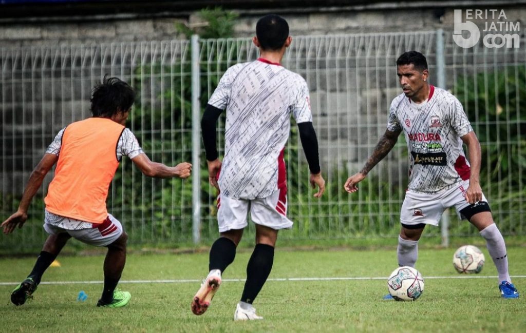 Potensi Debut Pemain Anyar Madura United Kontra PSM