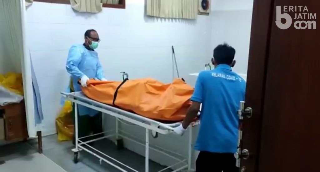 Keluarga Mayat Bertato Banyuwangi Minta Polisi Lakukan Autopsi
