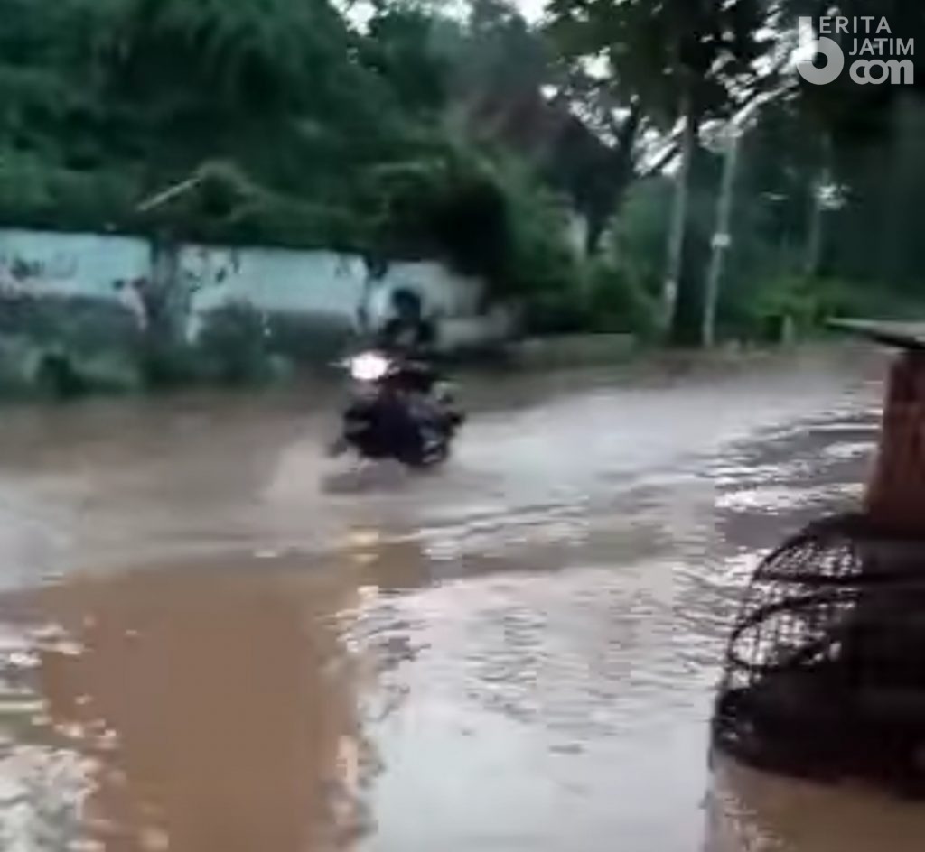 Banjir Landa Wilayah Pasuruan, Ketinggian Air Sempat 1 Meter