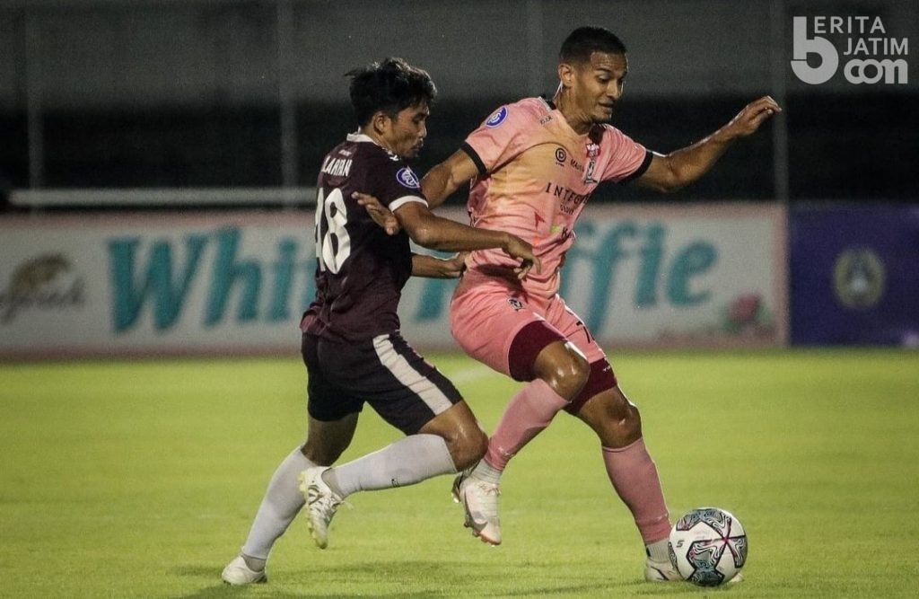Renan Silva Belum Dipastikan Main Lawan Mantan Tim