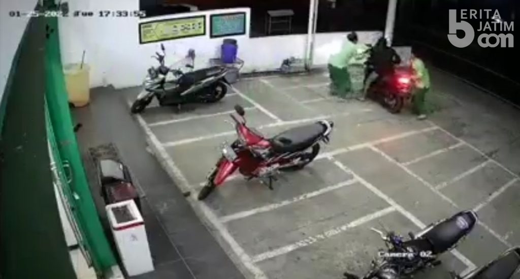 Aksi Heroik Pegawai Mini Market di Pasuruan Selamatkan Motor dari Maling