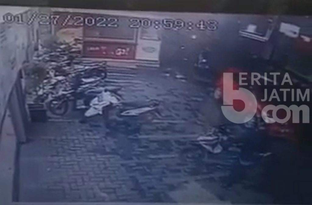 Emak-emak Tembokrejo Pasuruan Jadi Korban Curanmor di Minimarket