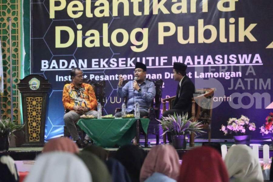 Ketua Gerindra Jatim Bicara UU Pesantren di Depan Mahasiswa Lamongan