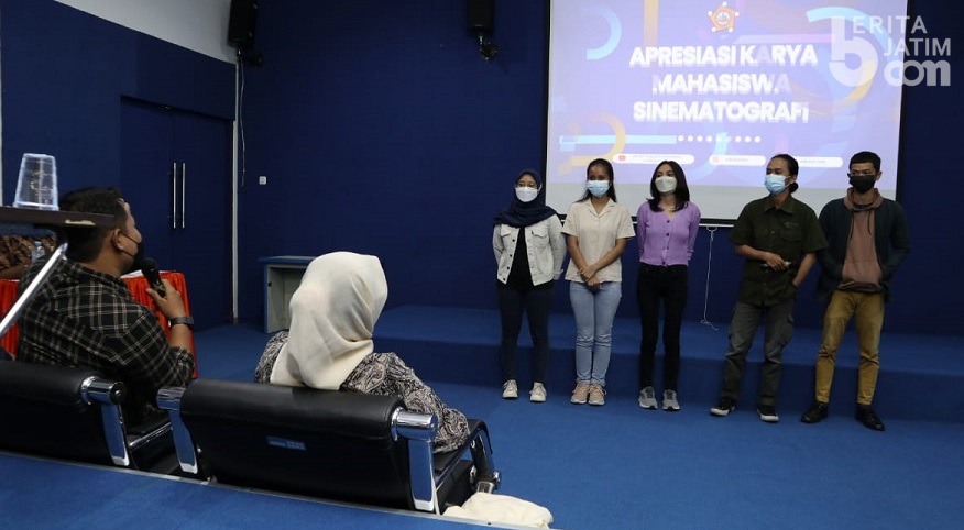 Humas Stikosa AWS Adakan Kelas Inspirasi dan Apresiasi Karya Film Mahasiswa