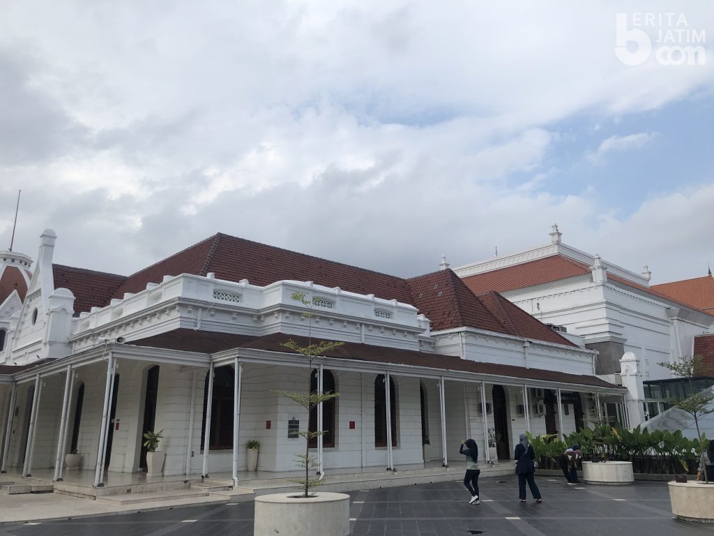 Namai Alun-alun Surabaya, DKS Sebut Pemkot Kaburkan Sejarah Balai Pemuda