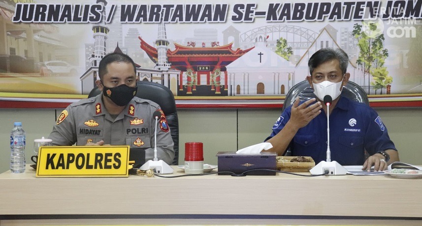 Wartawan Beri Masukan ke Kapolres Jombang di Acara Piramida