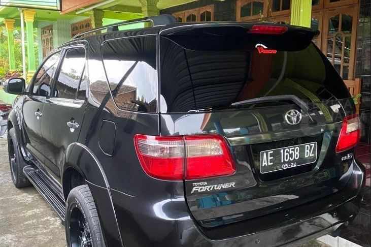 Diduga Hasil Korupsi, Mobil Fortuner Kades Kalangketi Magetan Dijual