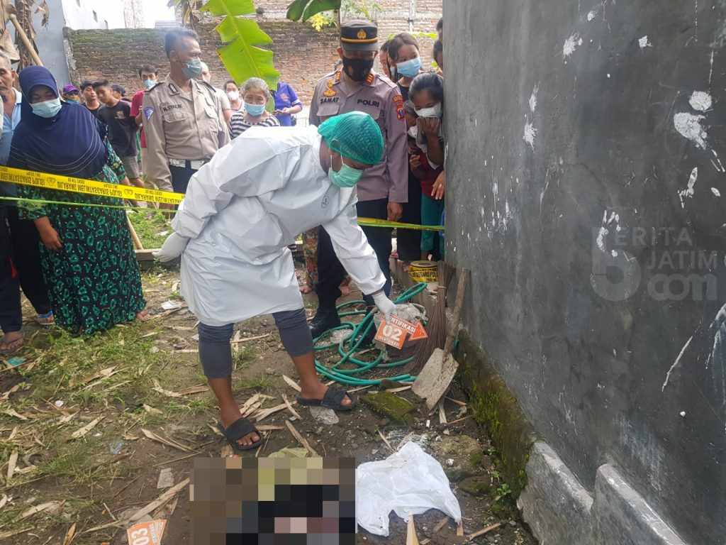 Ditemukan Mayat Bayi Membusuk di Samping Rumah Warga Wonoayu