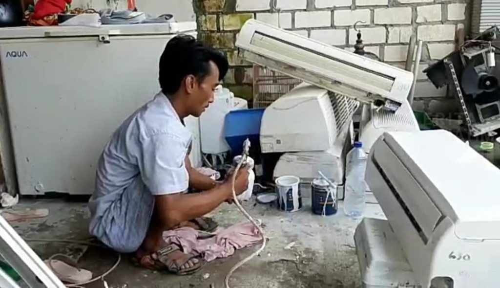 Ahli Modifikasi AC Rusak, Pemuda Lamongan Ini Raih Keuntungan Berlimpah