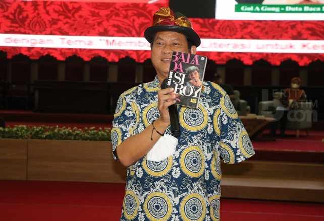 Kisah Seorang Penulis dan Tangan yang Buntung