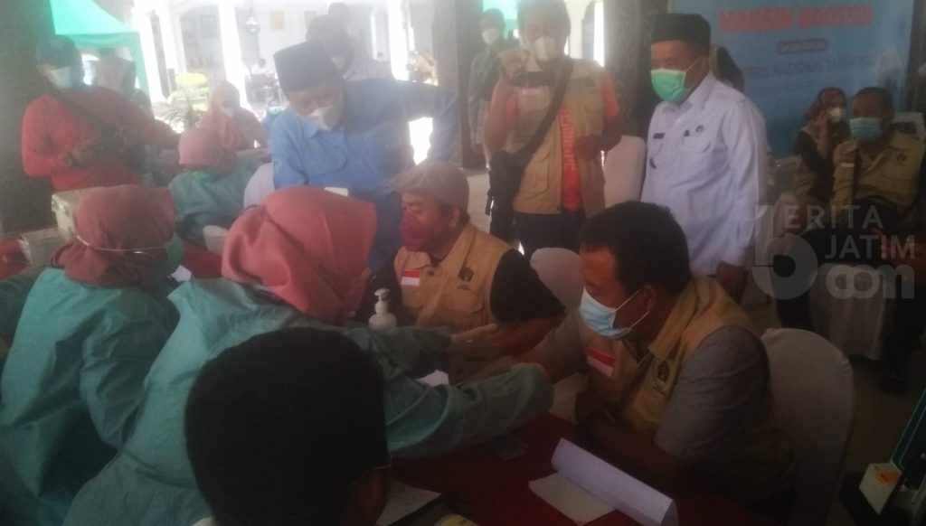 Peringati HPN, PWI Pasuruan Adakan Vaksin Booster untuk Awak Media