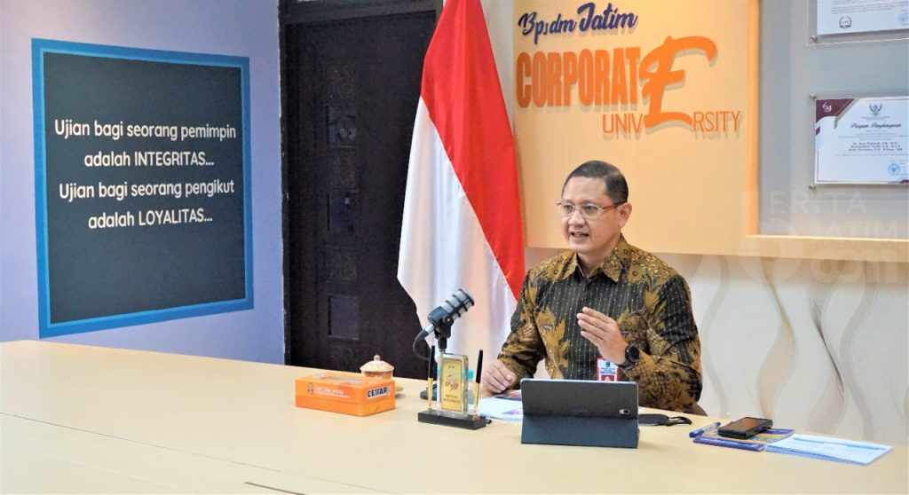Pemprov Jatim Berbagi Strategi Optimalisasi APBD di Webinar Seri I BPSDM Kemendagri