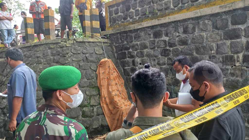 Depresi, Kakek 72 Tahun Gantung Diri di Dekat Jembatan di Ngawi