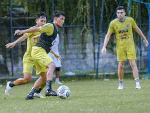 Arema FC Pantang Remehkan Persela