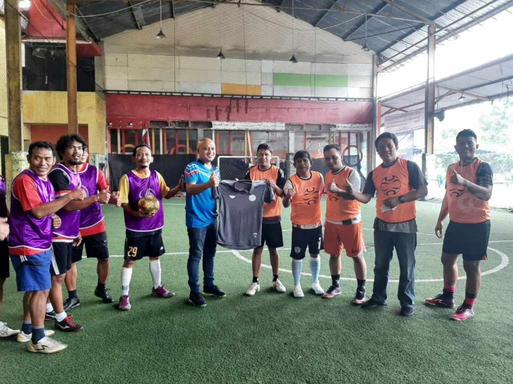 Kadispora Resmikan Tim Futsal dan Jersey Kompor FC