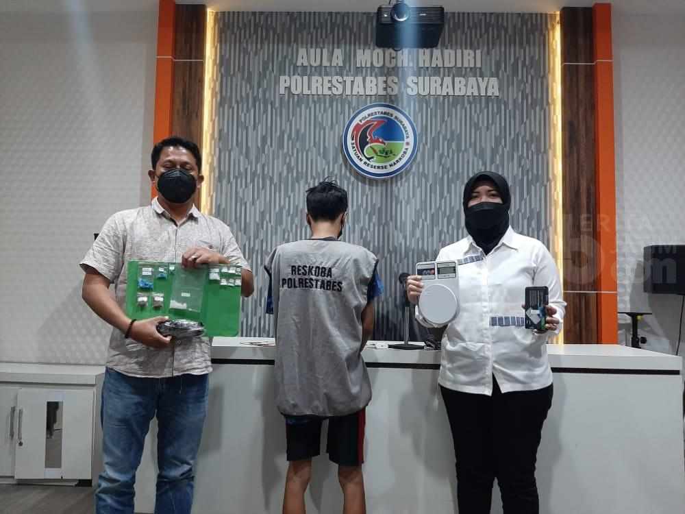 Tergiur Upah Besar, Pengemudi Ojol Surabaya Nyambi Kurir Sabu