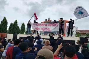 Kapal DBS Setahun Tak Beroperasi, Mahasiswa Pulau Kangean Sumenep Demo Bupati