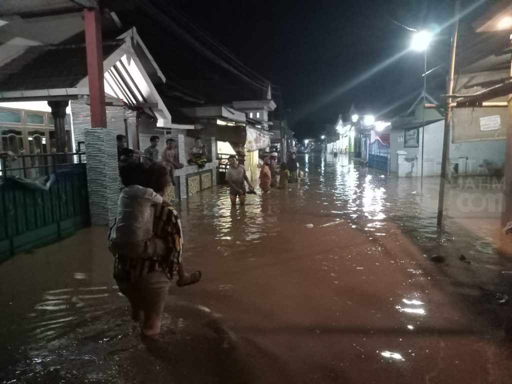 Sungai Lawean Nguling Pasuruan Meluap Dua Dusun Terendam Banjir