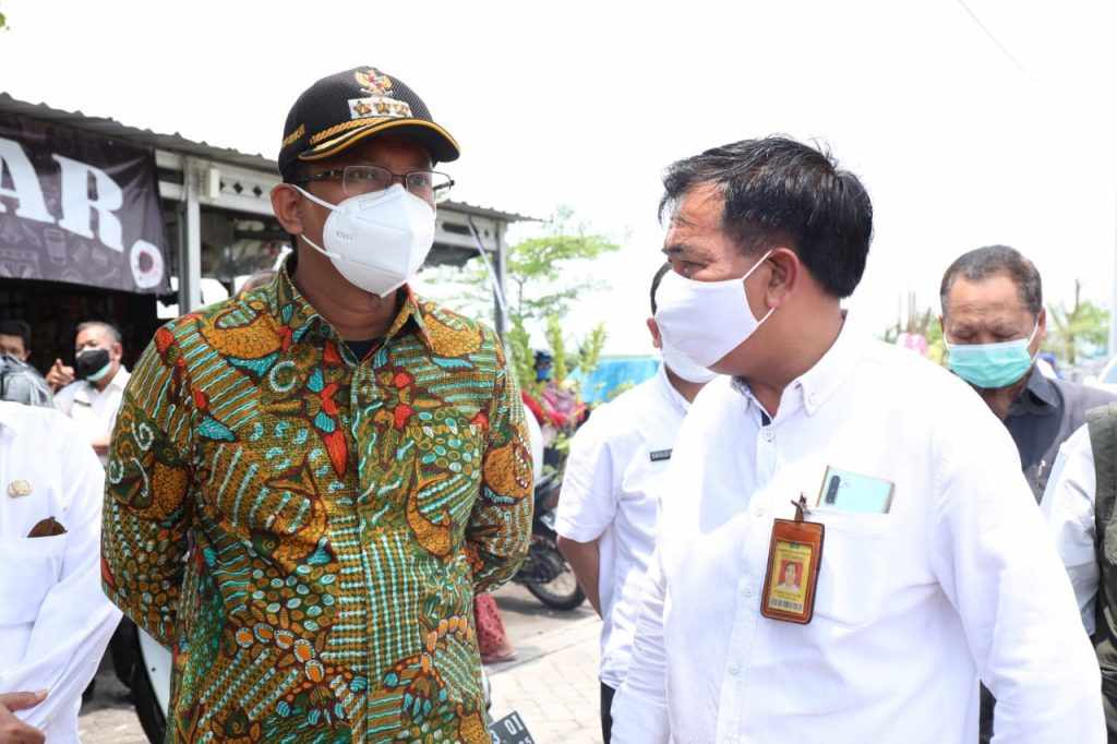 Bupati Gus Muhdlor Instruksikan Satpol PP Kedepankan Sikap Humanis Saat Tertiban PKL