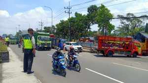 Puluhan Sopir di Malang Mogok Kerja Protes ODOL