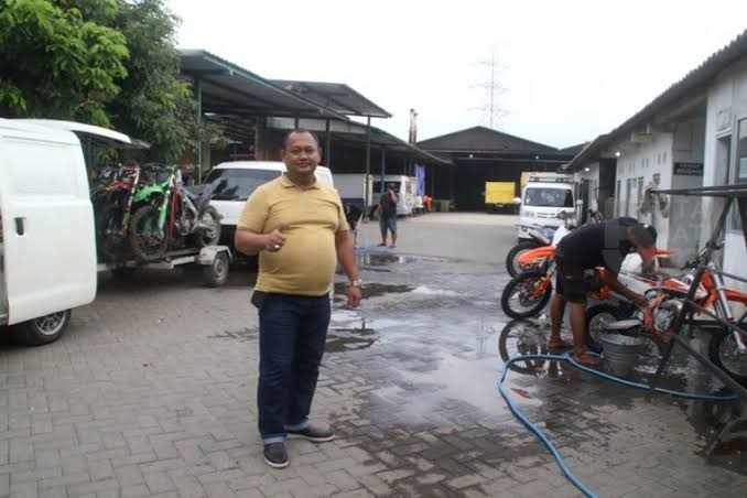Keabsahan Izin Usaha Dipertanyakan, Komisaris Pabrik Rokok Siap Buktikan