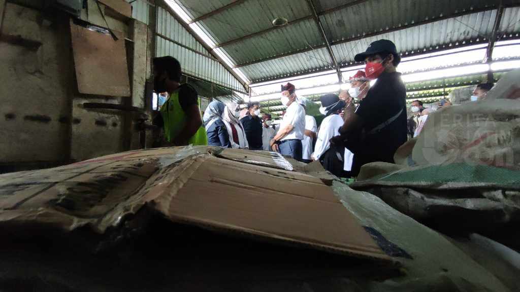 Menko Marves Dorong TPST di Seluruh Daerah