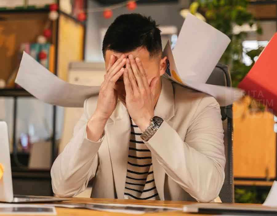 Terlalu Banyak Bekerja, Kebiasaan-Kebiasaan Sepele Ini Bisa Picu Burnout