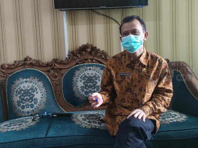 Proyek Jalan Aspal BKKD Senilai Rp1,6 Miliar di Sugihwaras Rusak, Ini Hasil Audit Inspektorat Bojonegoro Inspektur Inspektorat Bojonegoro Teguh Prihandono