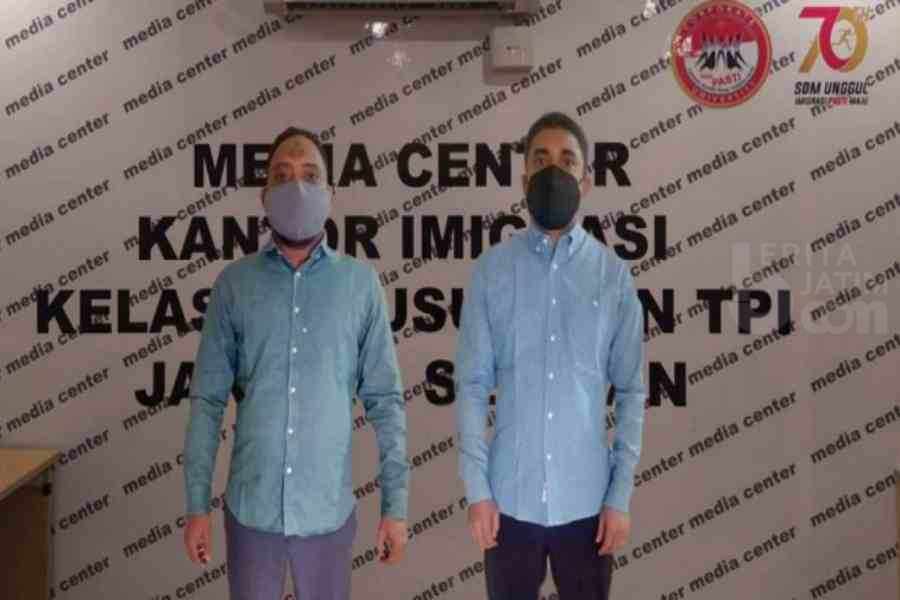 Kantor Imigrasi Jakarta Selatan Pulangkan 2 WNA Bangladesh