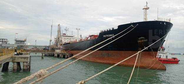 Kapal PIS Ekspor 150 Ribu Barel Minyak Indonesia ke Thailand