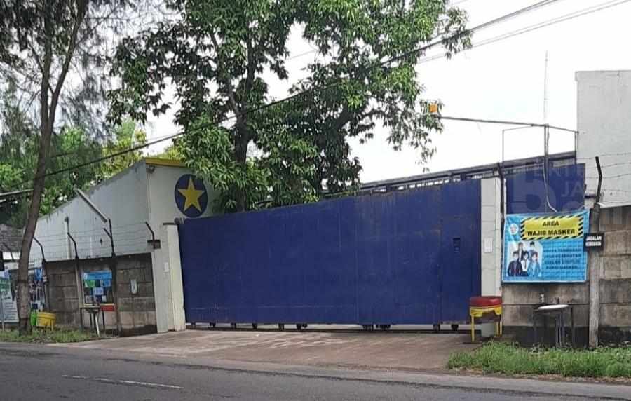 Kawasan PT KSS Indo Apparel yang jam kerjanya dikeluhkan karyawan lantaran melebihi delapan jam dan tak ada uang lembur.