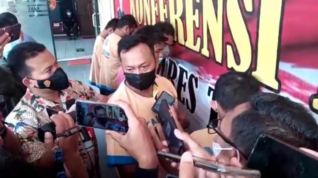 Pak Kades Pesta Sabu Bawa Ambulans, Ini Kisah di Baliknya