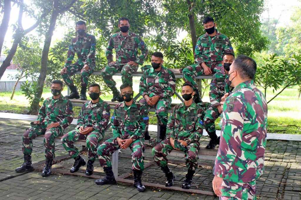 Marinir Tingkatkan Iman dengan Kauseri Agama Islam