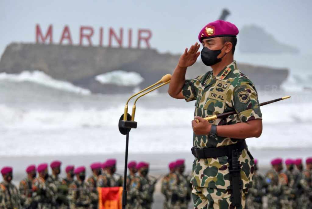 Jalani Pembaretan, Ratusan Bintara Remaja Resmi Jadi Prajurit Marinir TNI AL