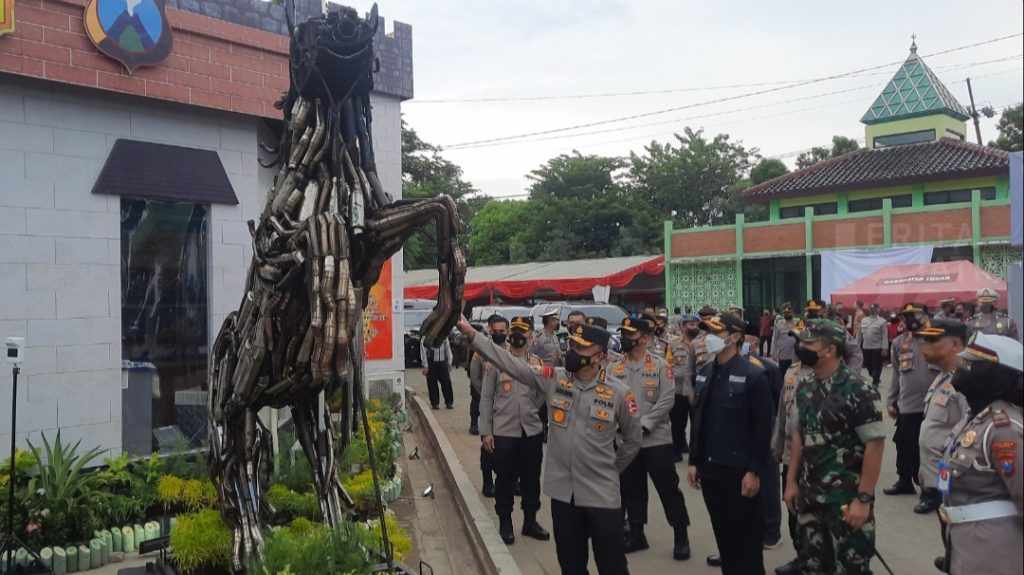 Irwasum Mabes Polri Cek Pos Mudik di Pantura Tuban, Begini Imbauannya