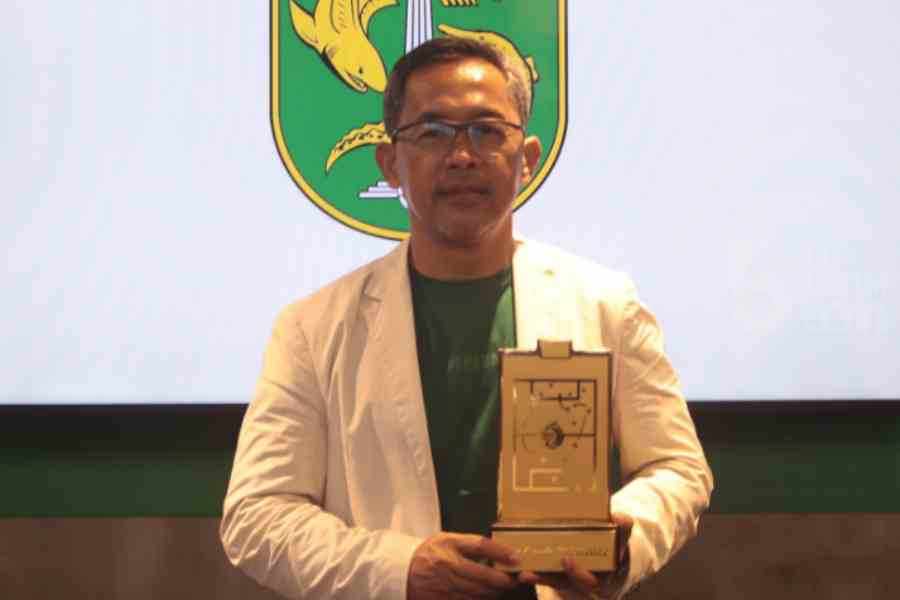 Pelatih Persebaya Mulai Buru Pemain Persela Lamongan, Siapa?
