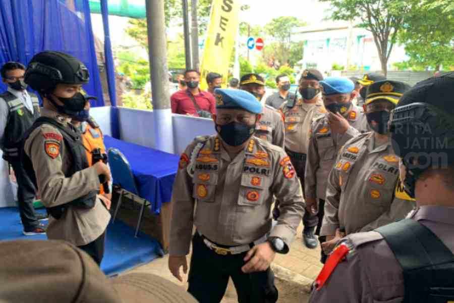 Mudik Lebaran 2022, Divisi Propam Mabes Polri Kunjungi Pos PAM Kraksaan Probolinggo