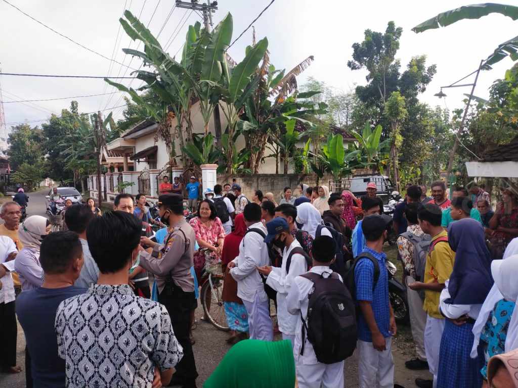 Akses Tambangan Penyeberangan Taman Bengawan Solo di Bojonegoro Ditutup