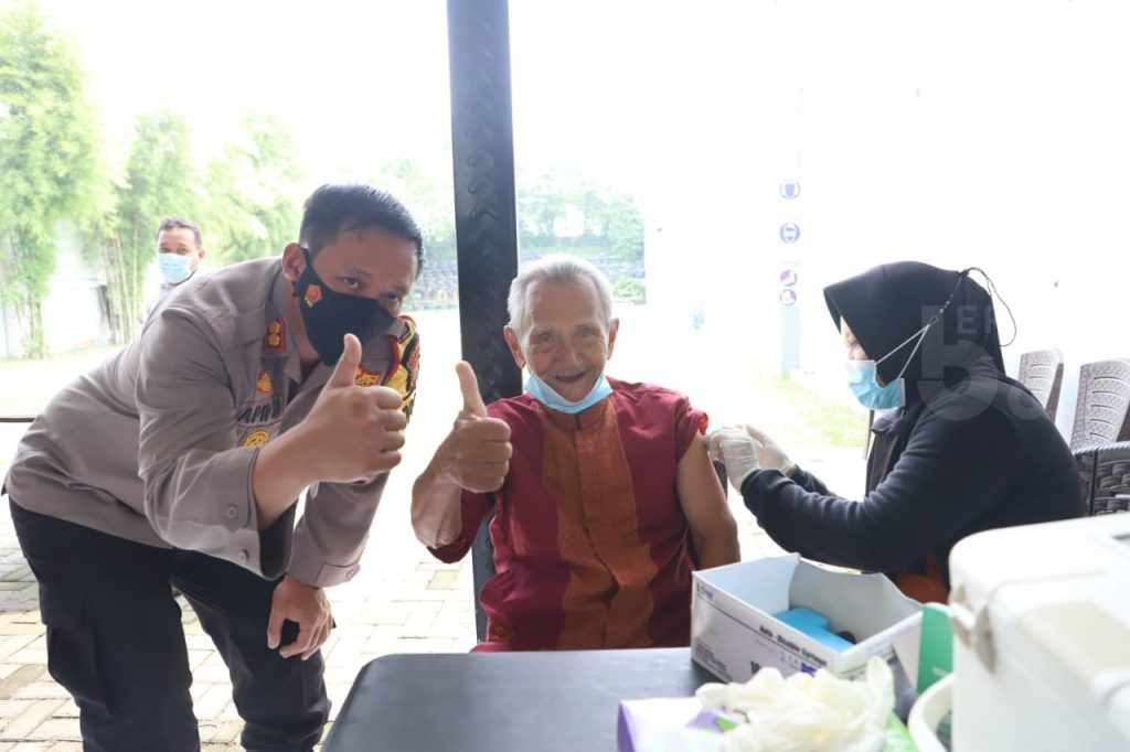 Jadi Syarat Mudik, Polres Mojokerto Gelar Vaksin Booster