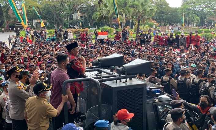 AKBP Ferli Hidayat Apresiasi Unjuk Rasa Damai Mahasiswa se-Malang Raya