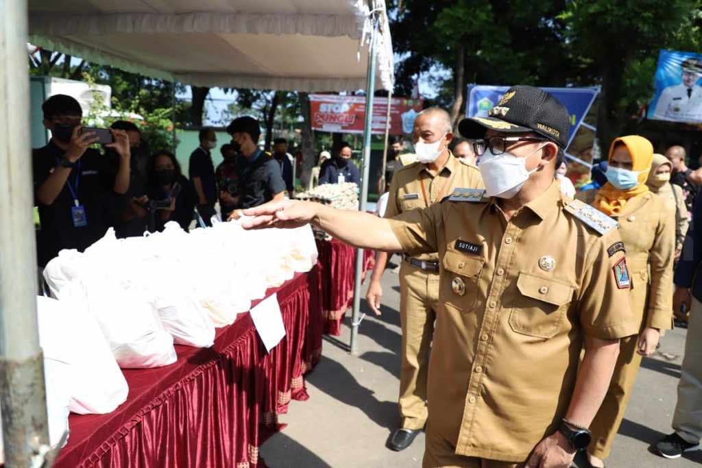 Kendalikan Inflasi, Pemkot Malang Rutin Gelar Pasar Ramadan di Kecamatan