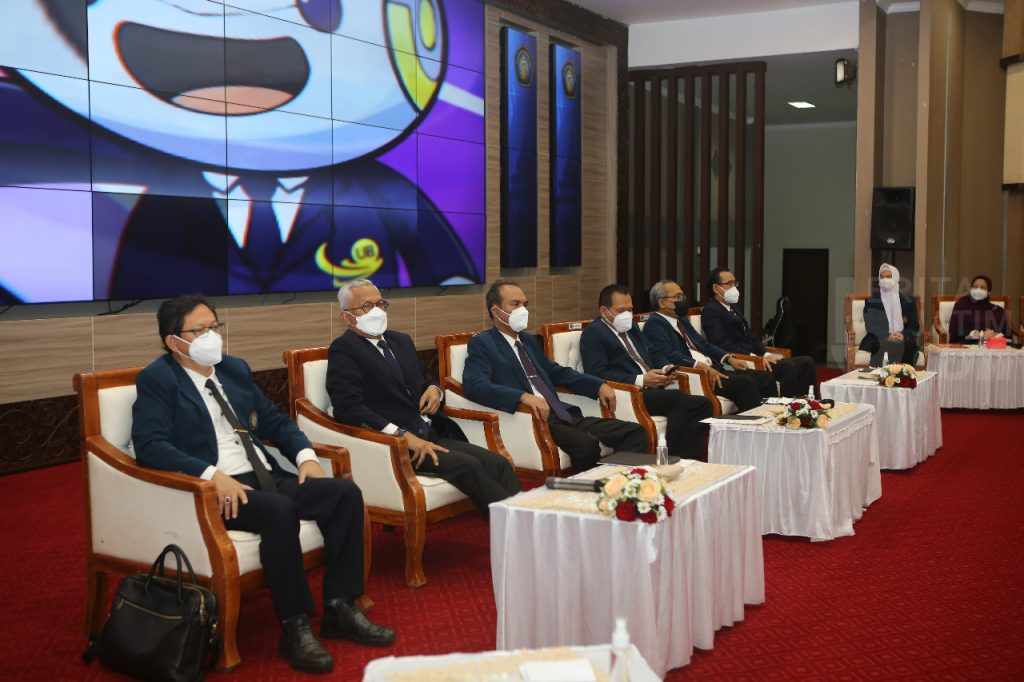 Enam Bakal Calon Rektor UB Beradu Visi Misi di Depan Senat