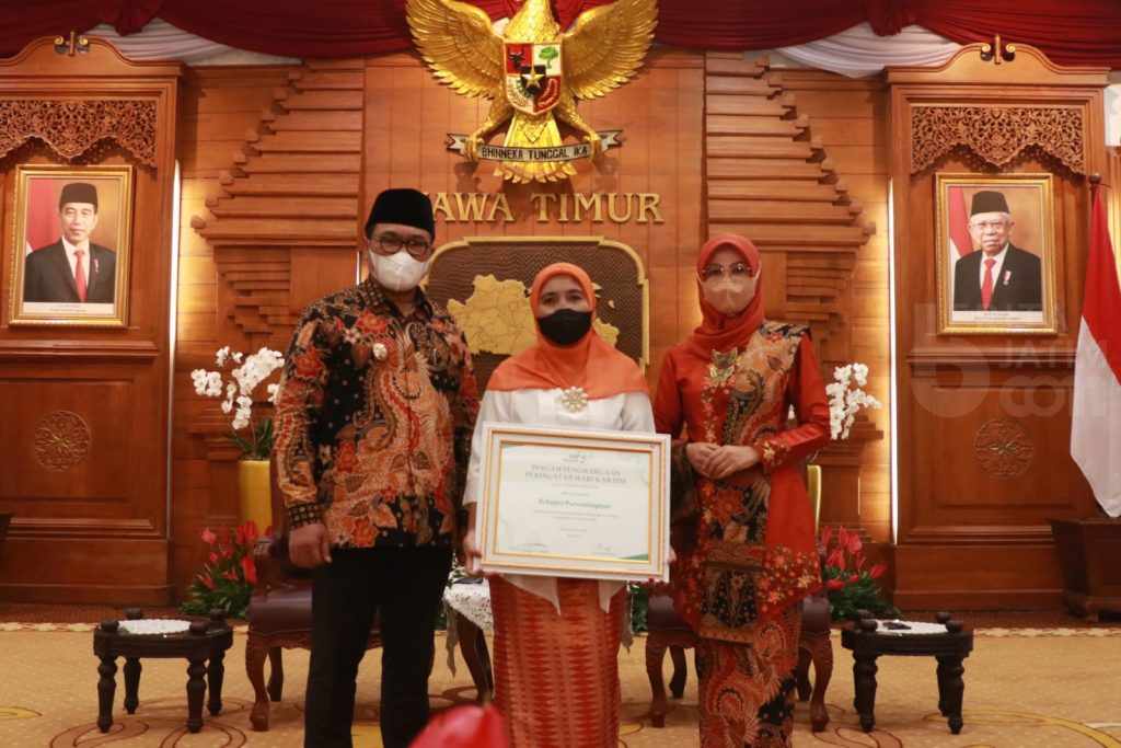Hari Kartini, Perempuan Asal Kota Malang Dapat Penghargaan Peduli Lingkungan