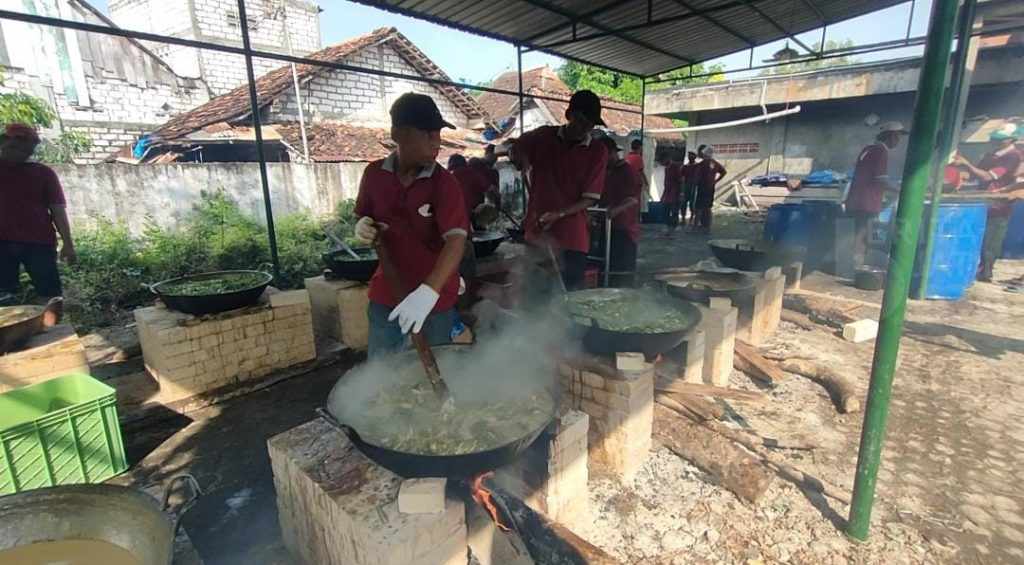 Warisan Sunan Dalem Gresik, Sanggring Kolak Ayam