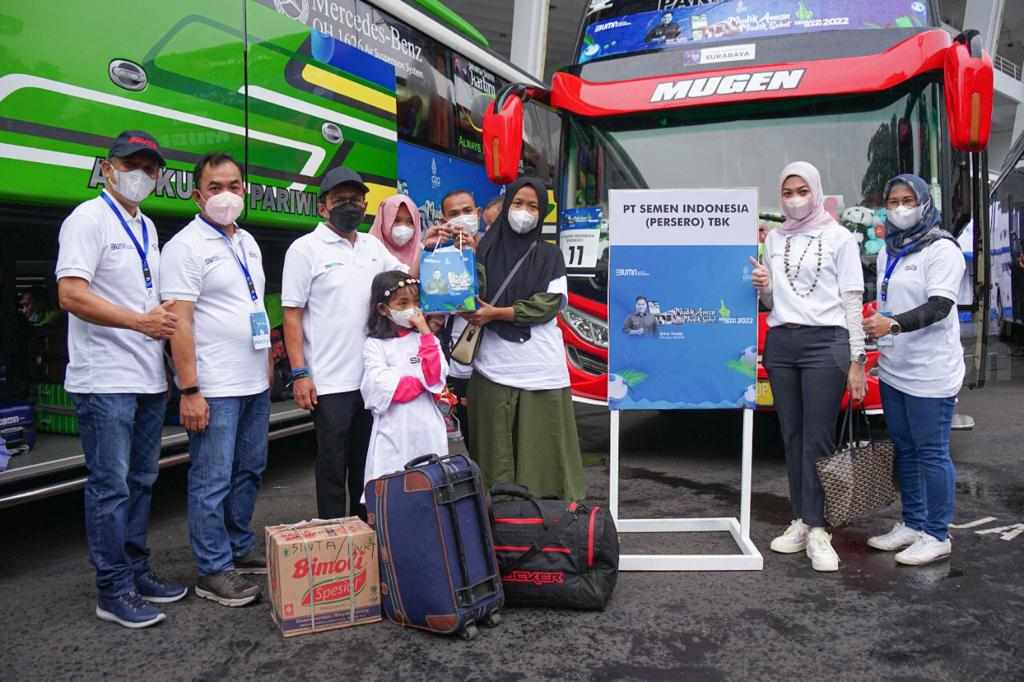 SIG Berangkatkan Ratusan Pemudik Menuju Jateng dan Jatim